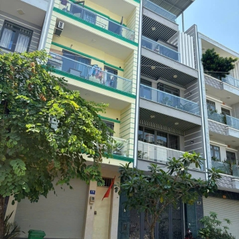 Nhà gần chung cư Bellaza, phường Phú Mỹ, Quận 7