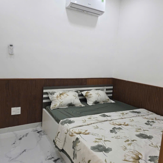 NHÀ MẶT TIỀN HẼM NỐI LIỀN TRỤ CHÍNH CÁCH ĐƯỜNG NGUYỄN BÌNH 20M