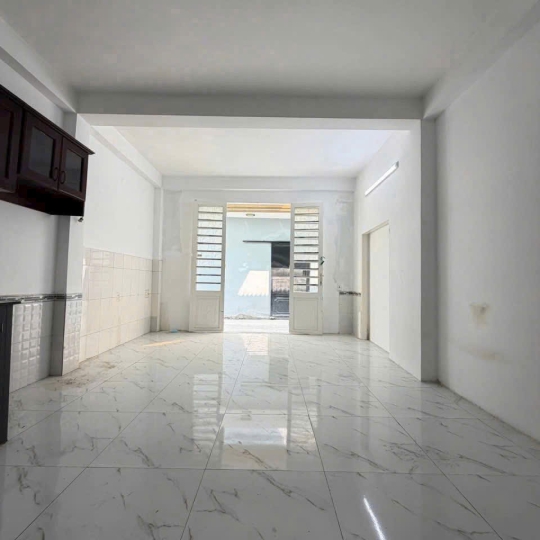 cho thuê nhà hẽm xe hơi đường Huỳnh Tấn Phát