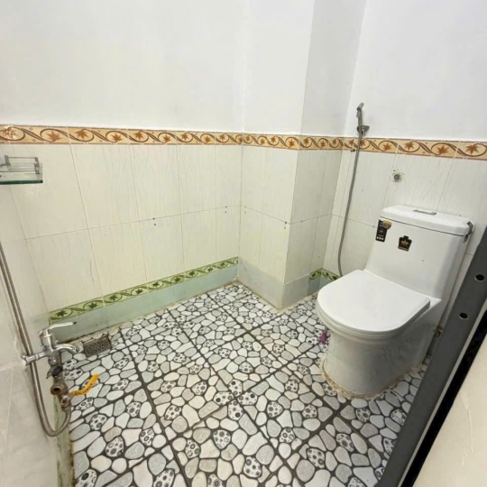 cho thuê nhà hẽm xe hơi đường Huỳnh Tấn Phát