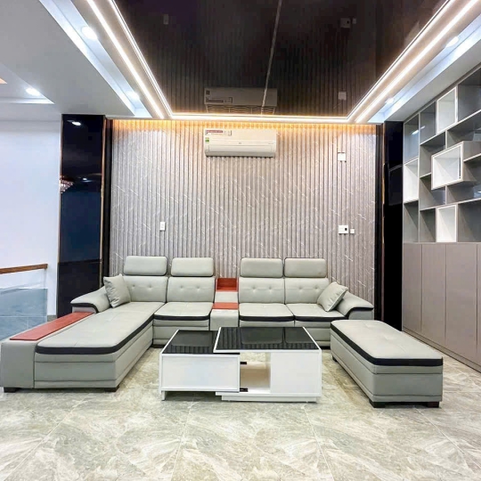 Bán Nhà Phố Hiện Đại - KDC Green Riverside